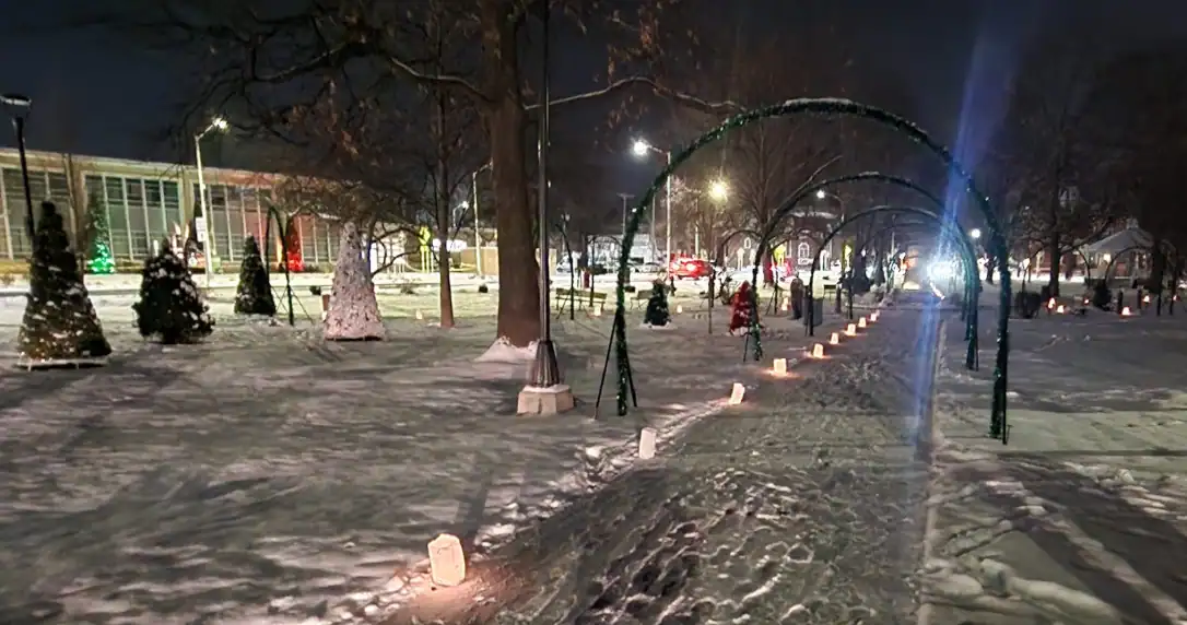(Genesis House photo) Genesis House holds its annual Light the Night fundraiser in Lincoln Park Sunday night. For a donation of $10, sponsors can help the homeless shelter.