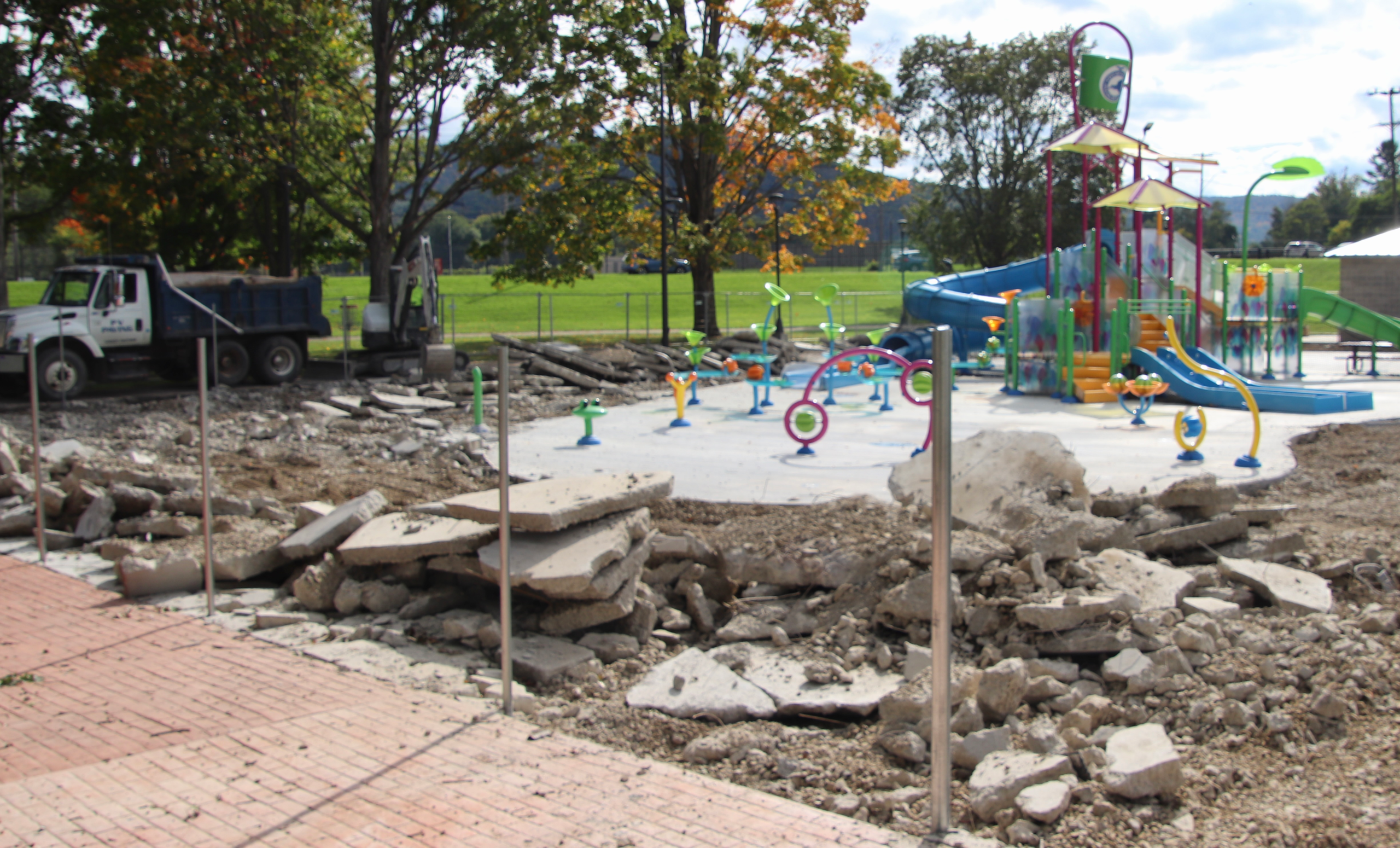 Common Council gets update as city swimming pool repair project costs ...